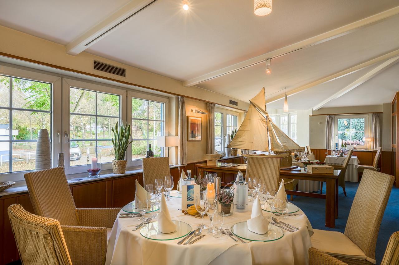 Hotel Schewe Lohne  Ngoại thất bức ảnh